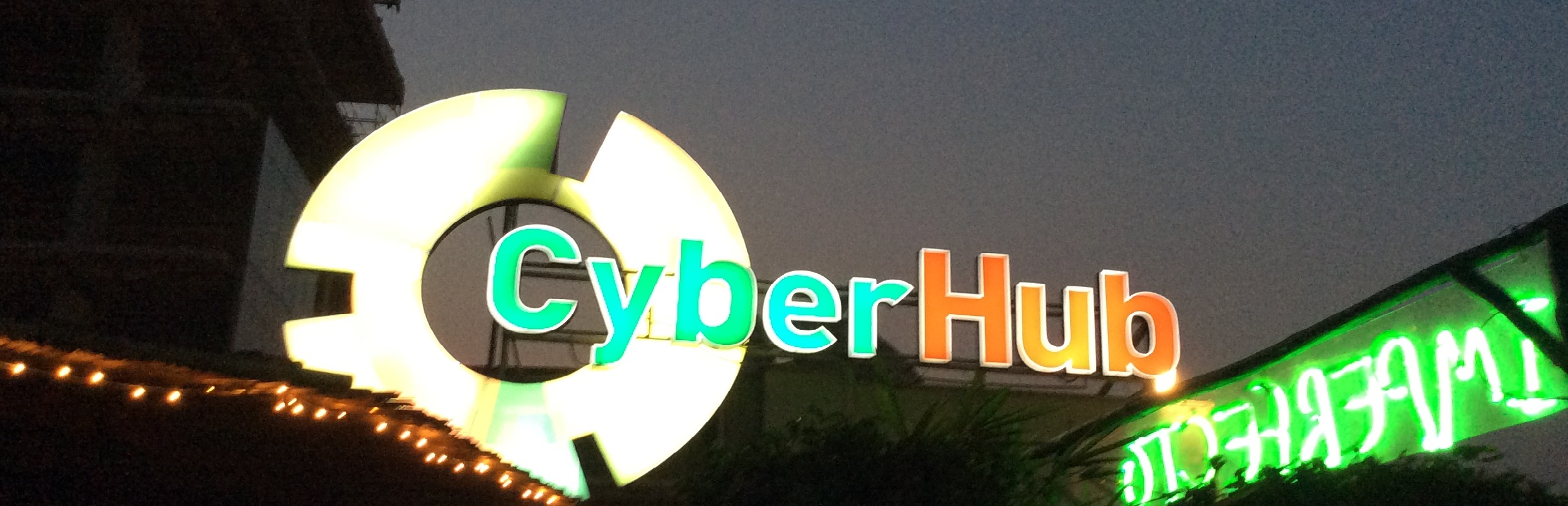 インドとは思えない！インドで最も都会なCyber City、Cyber Hubに行ってみた。